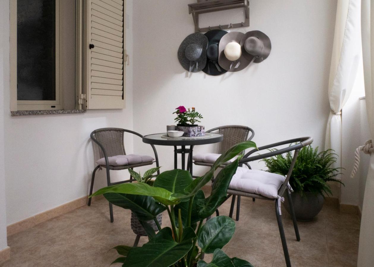 Domo Anna Otel Villasimius Dış mekan fotoğraf