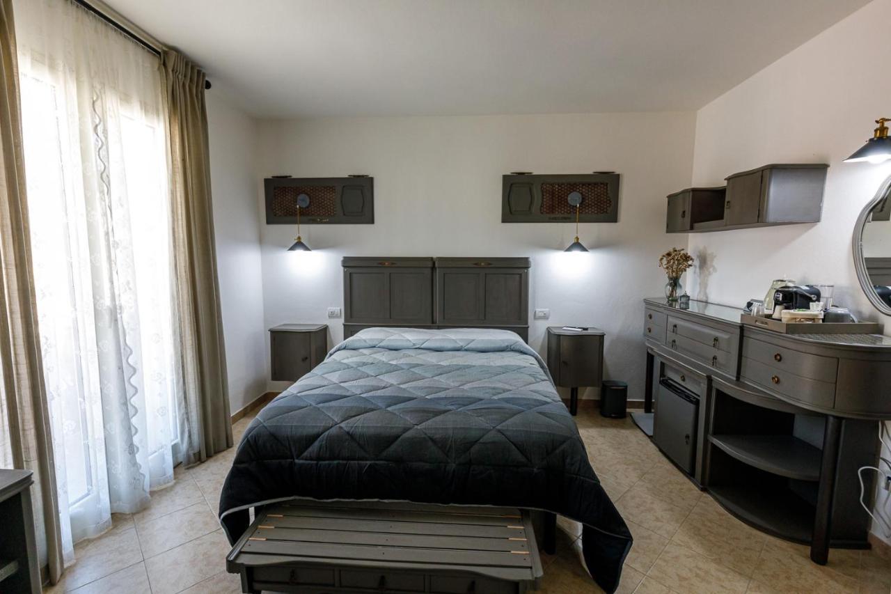 Domo Anna Otel Villasimius Dış mekan fotoğraf