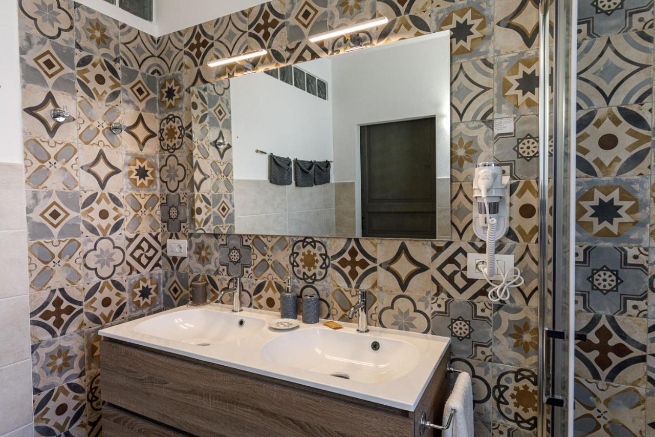 Domo Anna Otel Villasimius Dış mekan fotoğraf
