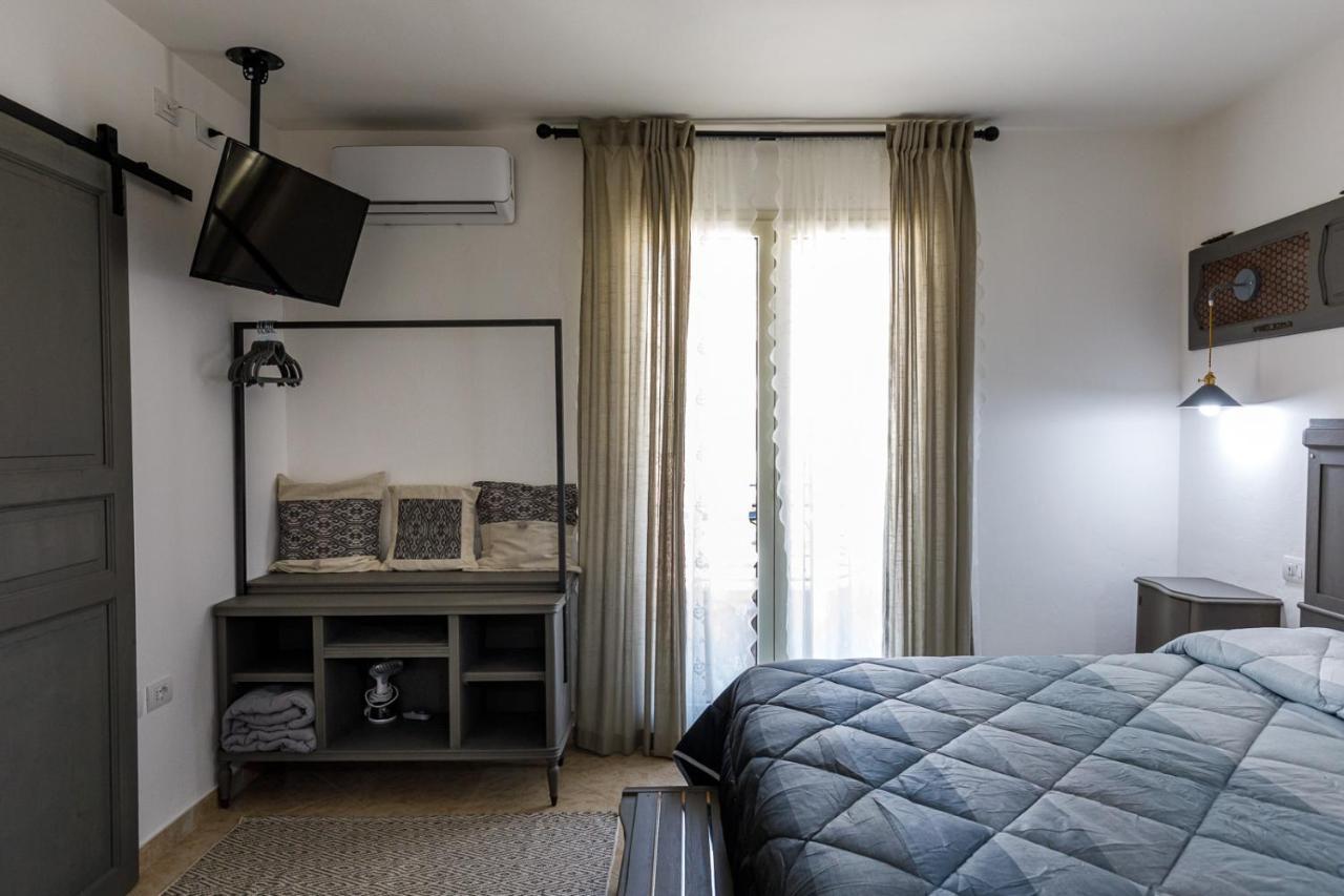 Domo Anna Otel Villasimius Dış mekan fotoğraf